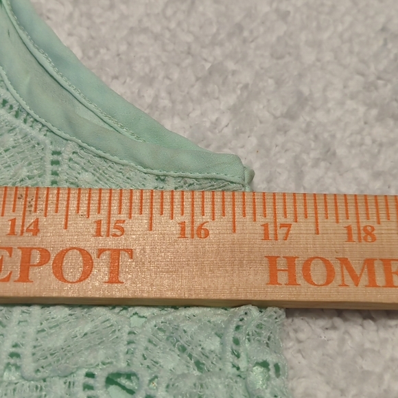 Marilyn Monroe Collection Tank Top - Picture 9 of 10